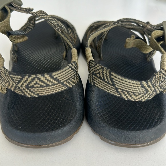 Chaco STRAP CLASSIC SANDAL Size 6 in Black and Green Dual Strap - Picture 10 of 13